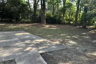 7819 Charles Towne Dr, Columbia, SC 29209 - Photo 42