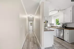 1047 Hilton Point Rd, Chapin, SC 29036 - Photo 16