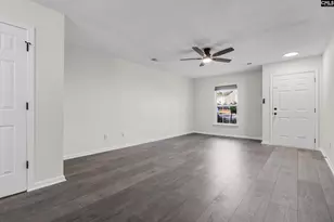 221 Arbor Falls Dr, Columbia, SC 29229 - Photo 4