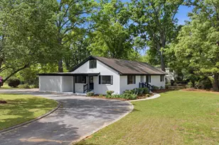 907 Amelia St, Newberry, SC 29108 - Photo 2