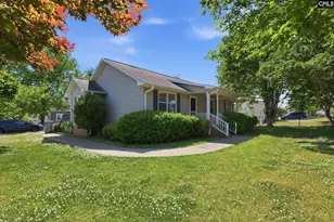 284 S Converse, Spartanburg, SC 29306 - Photo 2