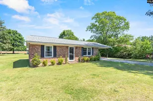 607 E Hampton, Olanta, SC 29114 - Photo 2