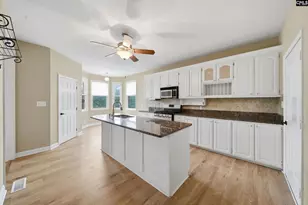 201 Bramblewood Cir, West Columbia, SC 29172 - Photo 14