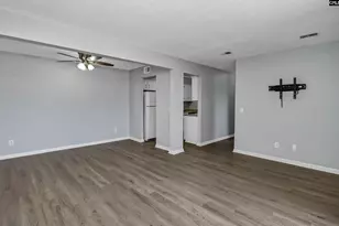 331 W Main St, Lexington, SC 29072 - Photo 6