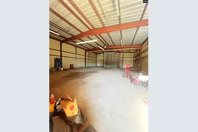 2606 Colonel Thompson Hwy, Saint Matthews, SC 29135 - Photo 2