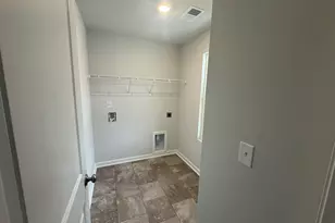 2040 Armada Rd, Columbia, SC 29229 - Photo 2