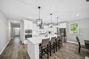 396 Harbour Pointe Dr, Columbia, SC 29229 - Photo 10
