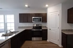 306 Ridley Hill Ln, Elgin, SC 29045 - Photo 4