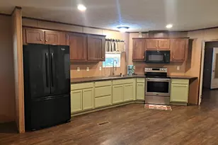 270 Migrant Camp Rd, Batesburg, SC 29006 - Photo 6