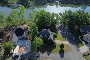 100 Shores Edge Dr, Chapin, SC 29036 - Photo 2