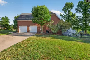 100 Shores Edge Dr, Chapin, SC 29036 - Photo 6
