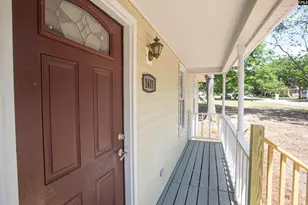 1611 Lewis St, Camden, SC 29020 - Photo 2