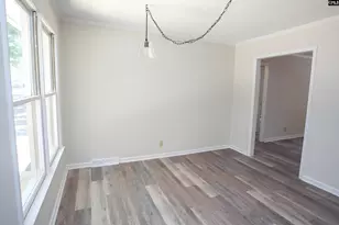 1611 Lewis St, Camden, SC 29020 - Photo 8