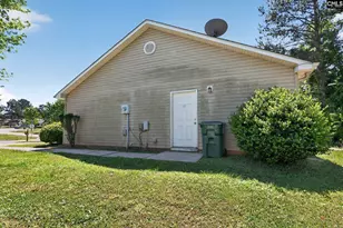 1860 Tamara Way, Spartanburg, SC 29301 - Photo 8