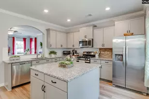 460 Harbour Pointe Dr, Columbia, SC 29229 - Photo 10
