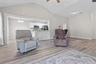 113 Lazy Acres Dr, Columbia, SC 29209 - Photo 6