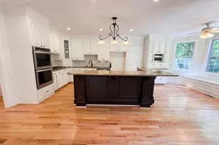 116 Crosscreek Dr, Columbia, SC 29212 - Photo 2