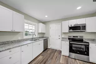 330 Bel-Air Dr, West Columbia, SC 29170 - Photo 4