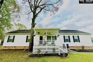 129 Newfield Cir, Elloree, SC 29047 - Photo 2