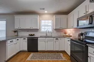 1509 Legion Dr, Columbia, SC 29229 - Photo 16