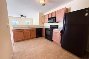 1033 Rabon Pond Dr, Columbia, SC 29223 - Photo 2