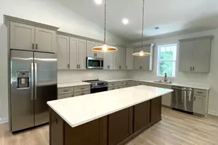 207 Pinetree Ln, Leesville, SC 29070 - Photo 4