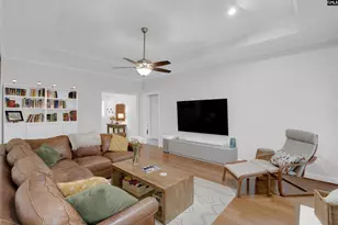 1024 Hampton Crest Dr, West Columbia, SC 29170 - Photo 6