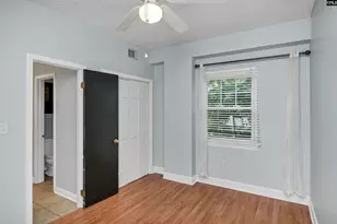 2002 Greene Street 113, Columbia, SC 29205 - Photo 12