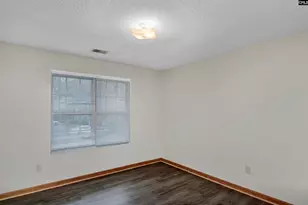 122 Hazelwood Ct, Greenwood, SC 29649 - Photo 22