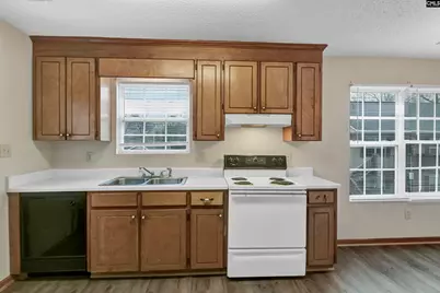 122 Hazelwood Court, Greenwood, SC 29649 - Photo 16