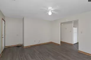 122 Hazelwood Ct, Greenwood, SC 29649 - Photo 10