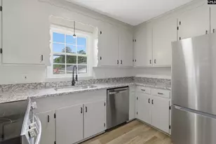 1830 Cupstid St, Cayce, SC 29033 - Photo 2