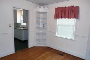 116 Davis St, Bishopville, SC 29010 - Photo 10