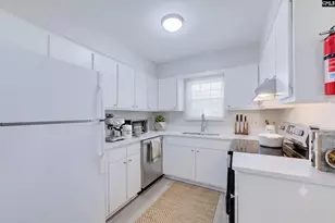 3600 Chateau Dr H-217, Columbia, SC 29204 - Photo 8