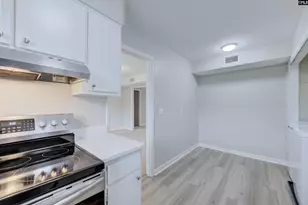 3600 Chateau Dr H-217, Columbia, SC 29204 - Photo 12
