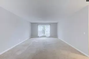 3600 Chateau Dr H-217, Columbia, SC 29204 - Photo 4