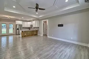 1023 Woodland Dr, West Columbia, SC 29169 - Photo 2