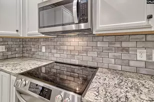 1023 Woodland Dr, West Columbia, SC 29169 - Photo 10