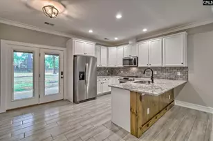1023 Woodland Dr, West Columbia, SC 29169 - Photo 6
