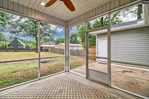 1023 Woodland Dr, West Columbia, SC 29169 - Photo 28