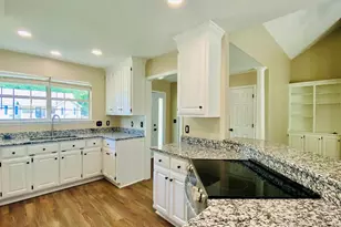 560 Rapids Rd, Columbia, SC 29212 - Photo 10