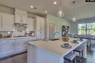 426 Club View Dr, Elgin, SC 29045 - Photo 2