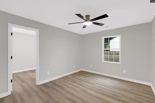 1037 Naples Ave, Cayce, SC 29033 - Photo 8