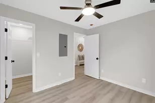 1037 Naples Ave, Cayce, SC 29033 - Photo 16