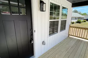 856 St Pauls Church Cir, Camden, SC 29020 - Photo 4