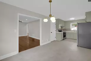 1462 Dahlia, Columbia, SC 29205 - Photo 12