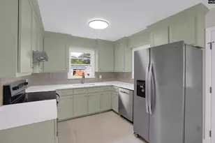1462 Dahlia, Columbia, SC 29205 - Photo 8