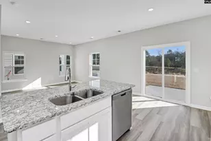 640 Forsyth Ln, Columbia, SC 29223 - Photo 10