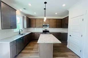 513 Frosty Ln, Lexington, SC 29072 - Photo 4