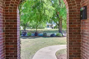 2410 Duncan St, Columbia, SC 29205 - Photo 4